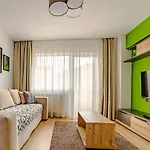 Mid-Term Rental Racadau Apartment