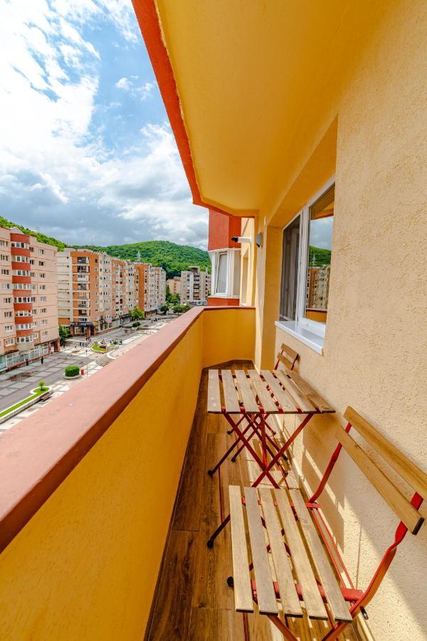 Apartment Mid-term Racadau